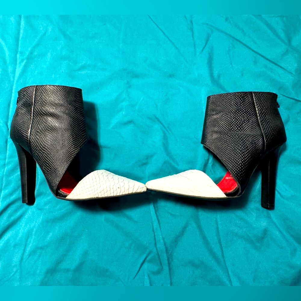 Jeffery Campbell cutout bootie heels Black and White Size 8.5